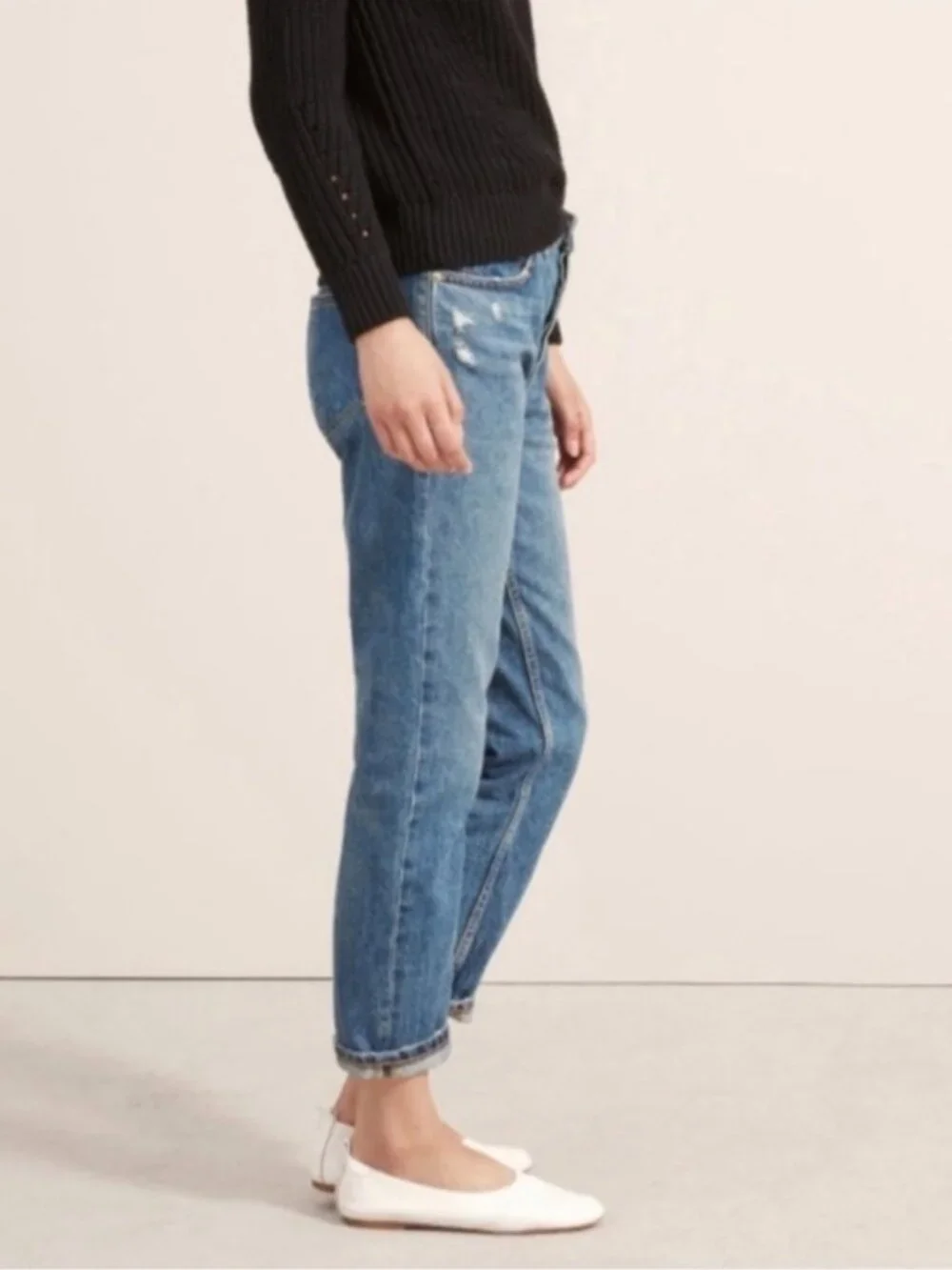 Everlane O-S Boy Friend Distressed Cropped Blue Jeans 25